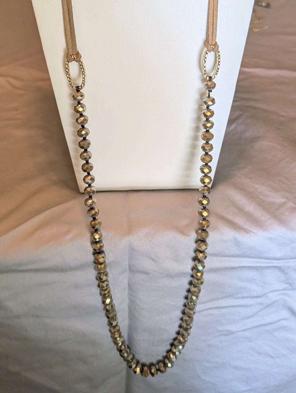 Women’s Faceted Metallic Bead And Suede Necklace